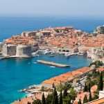 Рајот на земјата се наоѓа во Дубровник 5 Dubrovnik - an old city on the Adriatic Sea coast in the extreme south of Croatia