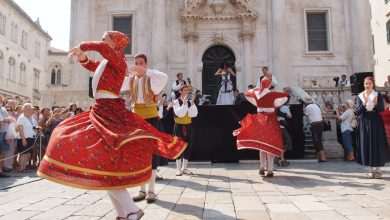 Treasures and Costumes of Dubrovnik 1 Lindjo