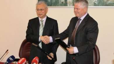 Dubrovnik mayor Andro Vlahušić and mayor of Chinese city Sanya Wang Yong