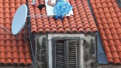 How To Cope With Summer Nights 15 Roof Bed 1