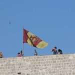 Game Of Thrones Flags Flying High Over Dubrovnik 16 Game Of Thrones Season 4 16