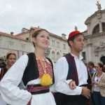 Photo Gallery: Lindo Enters The Guinness World Records On The Stradun! 4 Lindo enters the Guinness World Record 4