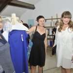 Extraordinary sales exhibition in Dubrovnik! 19 Ivana Omazic pomaze Dubrovkinjama u odabiru odjece brenda Adrian