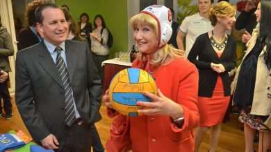 Water polo players and Helen Doron together for the children's home Maslina 73 Helen Doron