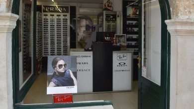 World famous sunglasses that will satisfy all tastes 37 Borza grupa022