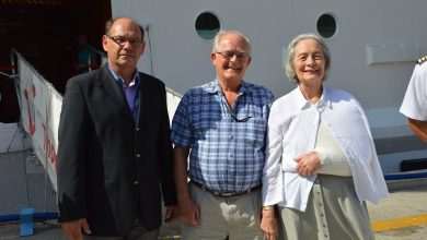 Millionth Passenger arrived with broken arm but with a smile on her face 1 millionth passenger gruz