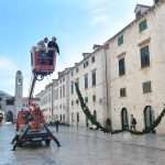 Christmas Lights are Coming Back to Town 2 christmas 2015