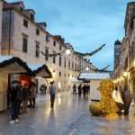 Photo Gallery: Santa Claus is Coming To Town! 11 stradun ukrasi 10