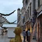 Photo Gallery: Santa Claus is Coming To Town! 15 stradun ukrasi 6