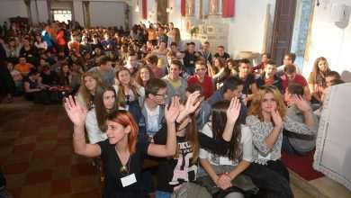 Photo Gallery: Songs, Prayers and Happiness 1 ston young people