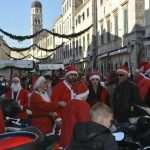 Sansa Clauses on Motorcycles: Brum, vroom, vroom! Ho, ho ho! 3 motomrazovi 34