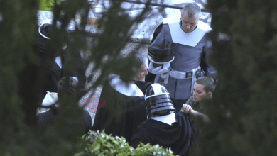 EXCLUSIVELY FROM GALAXY FAR, FAR AWAY: Mark Hamill and AT - ST Commanders caught on Banje beach? 1 star wars banje 16