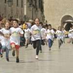 Video/Photo: Children Ran a Small Marathon and Thrilled the Audience 36 du motion045