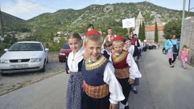 Folklore Dances are Quite Popular Again: Pupils Showed What Love for Heritage Really is! 22 Folklore and Tradition on Osojnik 13