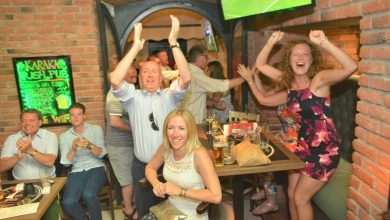 Night djir and English Soccer fans 5