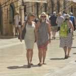 Hottest Photo Gallery in Town: A Day with Spider-Man, Selfie Sticks and Improvised Hats 21 spica021