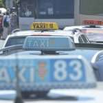 Hottest Photo Gallery in Town: A Day with Spider-Man, Selfie Sticks and Improvised Hats 29 taxi005