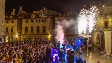 Video & Photo Gallery: And We Thought Summer Was Over... 40 Cele La Bodega Party 23