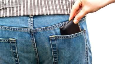 Have You Seen a Black Wallet? Adam is Looking for One Like That 25 Stealing Wallet