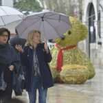 A Perfect Time to Enjoy Winter, Traditional Music and Colorful Stradun 7 Sunday Advent 7