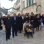 Carols Christmas Eve 35