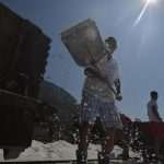 Video and Photo Gallery: We Spent a Day in a Saltern Ston Picking Up 'Fleur de Sel'... 62 Salt Collecting Ston 60