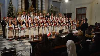 Folklore Ensemble Lindjo 11