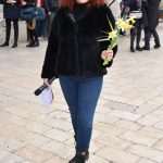 Photo Gallery: Why There Are so Many People With Daffodills Around? 5 Daffodills 5