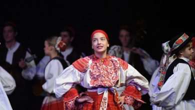 Folklore Ensemble Lindjo 6