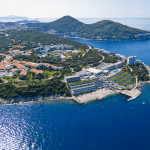 Valamar Lacroma Mazda 3 1