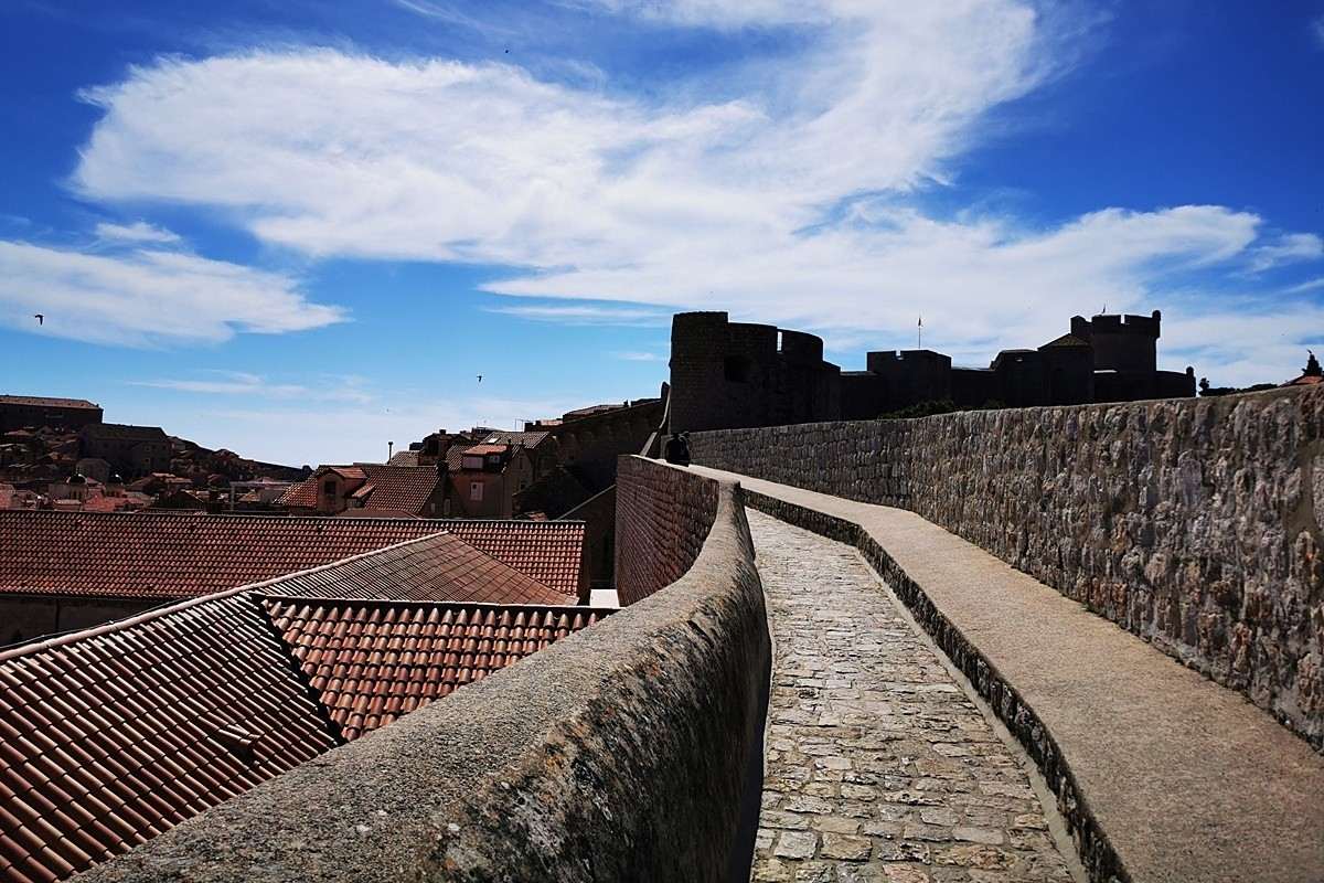 Dubrovnik City Walls Locals 1
