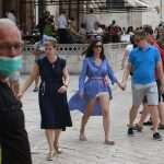 The Streets of the Old Town are Full Once Again 25 Stradun đir