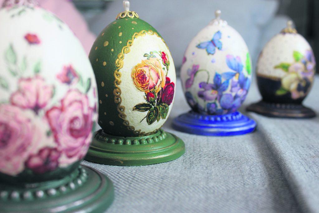 These Unique Ornamental Eggs Will Leave You Breathless 2 Decoupage eggs 3