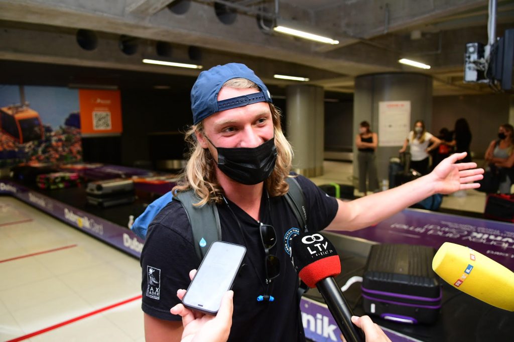 united airlines dubrovnik 17