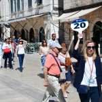 Tourists From Cruisers 18