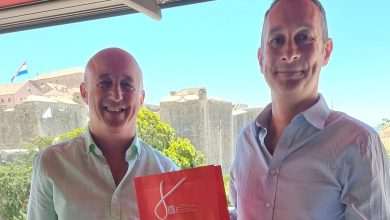 Famous British Journalist Tristan Rutherford Will Report From Dubrovnik 1 Miro Draskovic i Tristan Rutherford