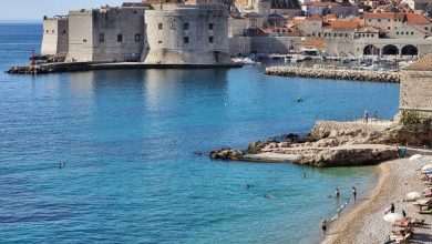 Tourist Traffic in October