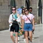 Where Did You Spend Your Sunday morning? On Stradun or at Banje Beach? 2 stradun May 2023 8