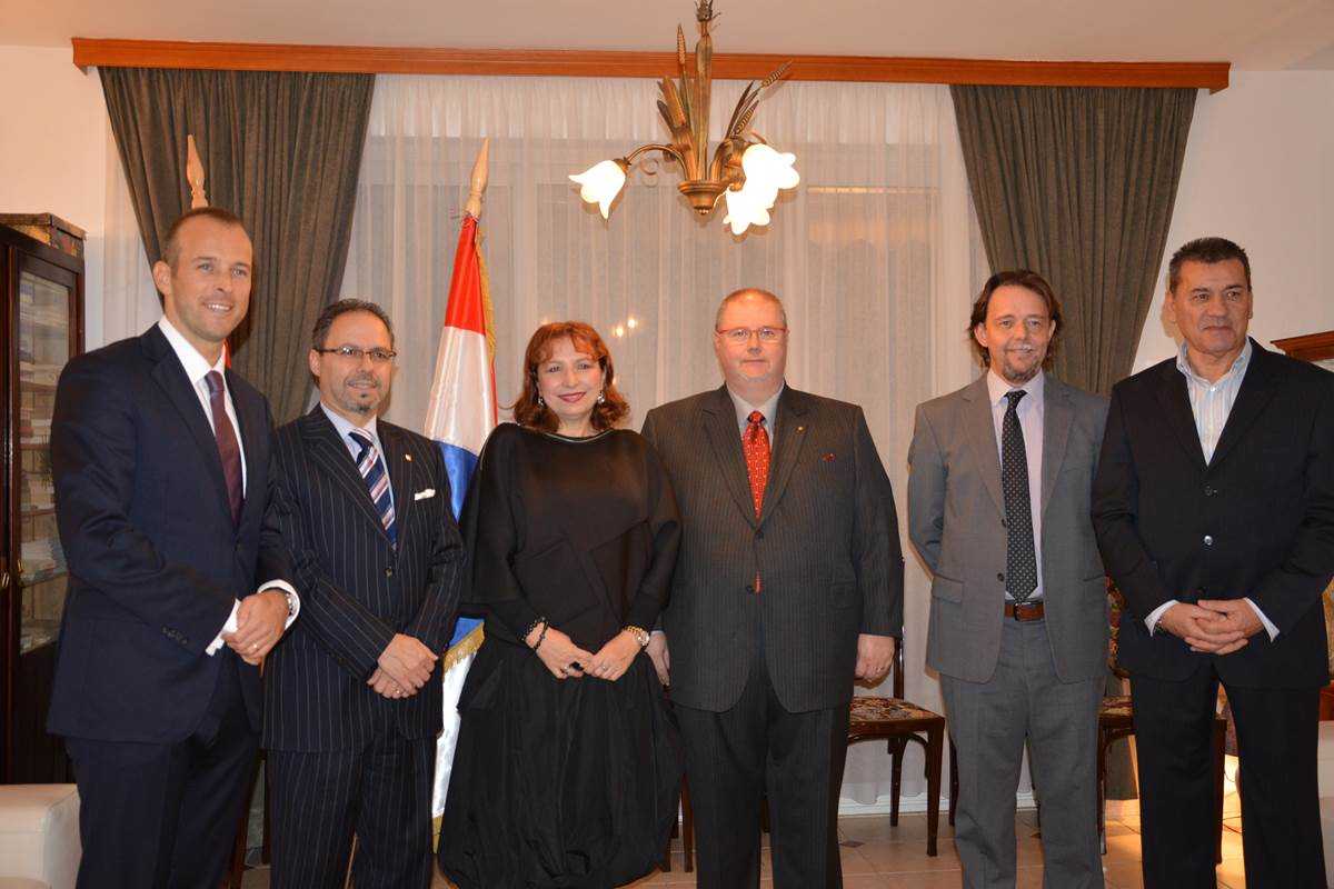 honorary consuls 1