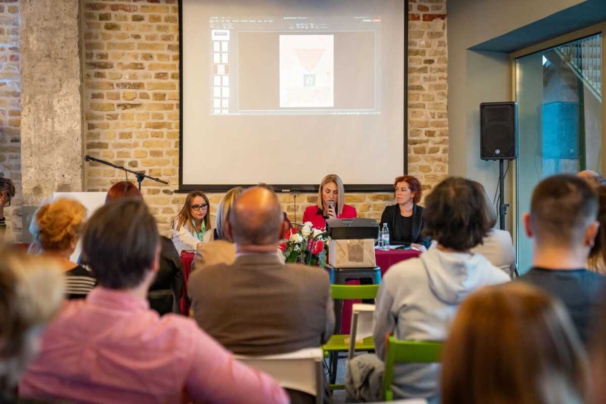 matica hrvatska grad od rijeci 6