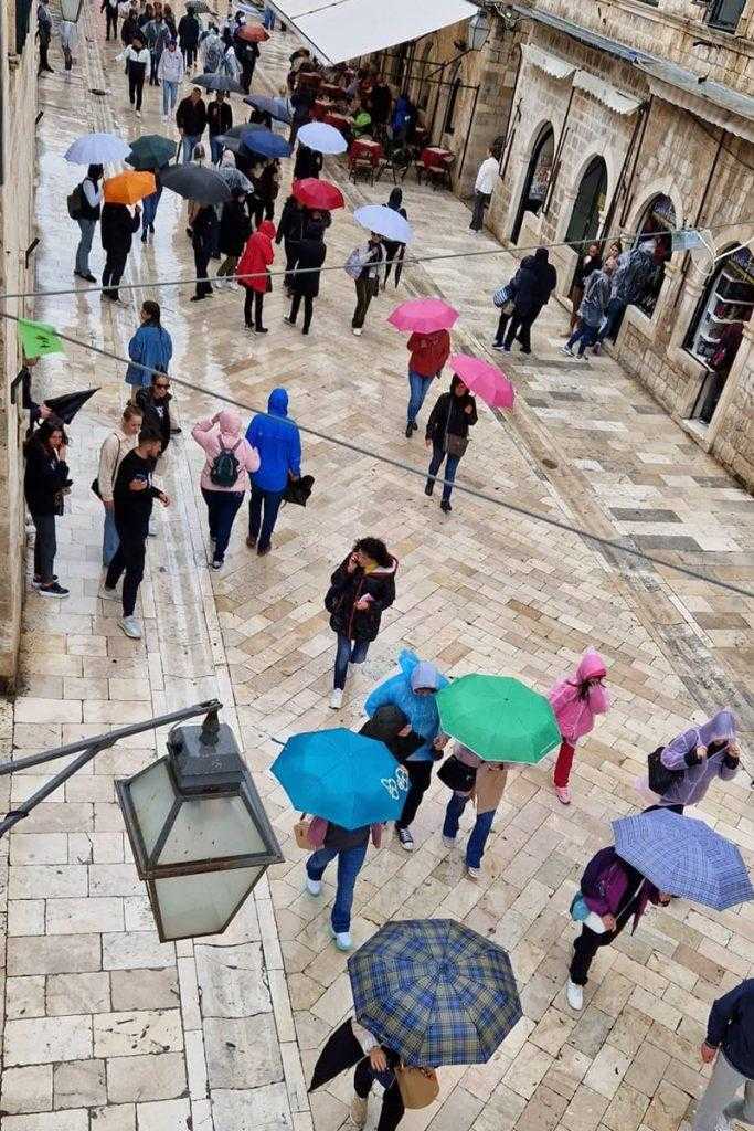 rainy day in dubrovnik 1