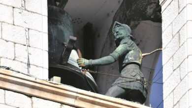 The Zelenci: The Two Green Figures Who Keep Time Above Dubrovnik 18 zelenci zvonik 1