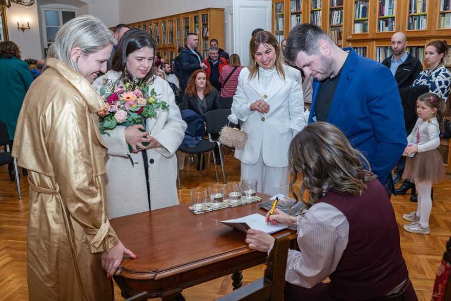 znanstvena knjiznica5