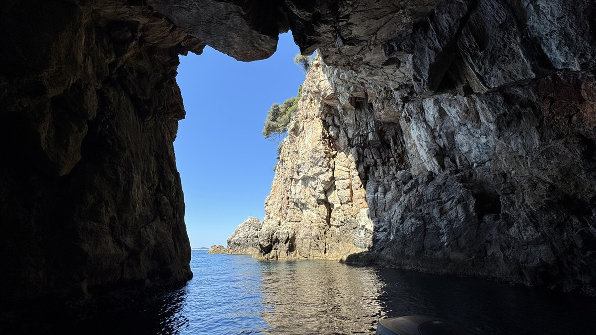 blue cave garitransfer 7
